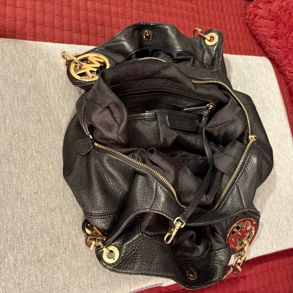 Michael Kors Large Bag - Picture 11 of 12